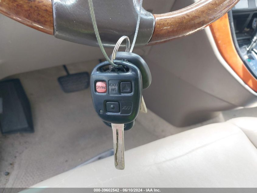 2001 Lexus Rx 300 VIN: JTJGF10U510103662 Lot: 39602542