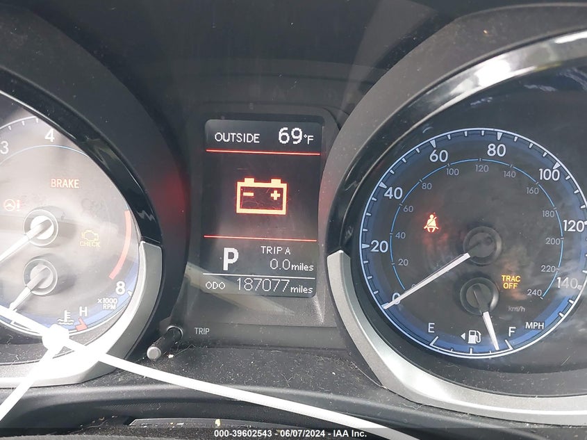 2014 Toyota Corolla S Plus VIN: 5YFBURHEXEP081409 Lot: 39602543