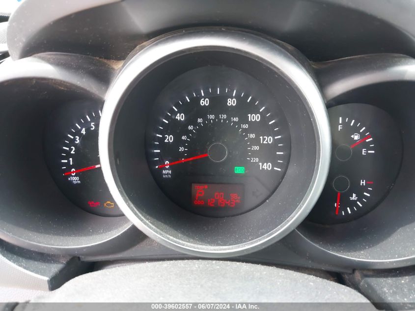 2012 Kia Soul + VIN: KNDJT2A63C7738493 Lot: 39602557