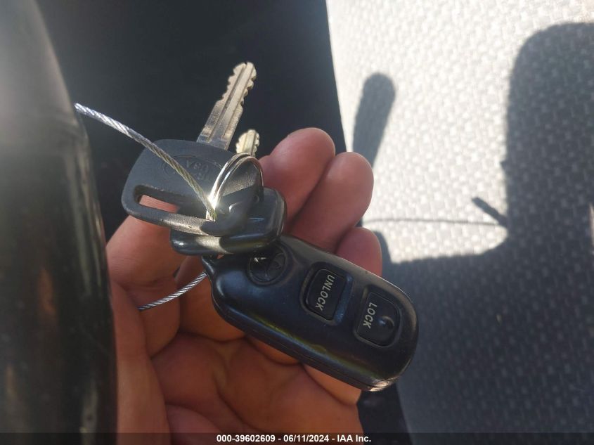 2004 Toyota Corolla S VIN: 1NXBR32E94Z267916 Lot: 39602609