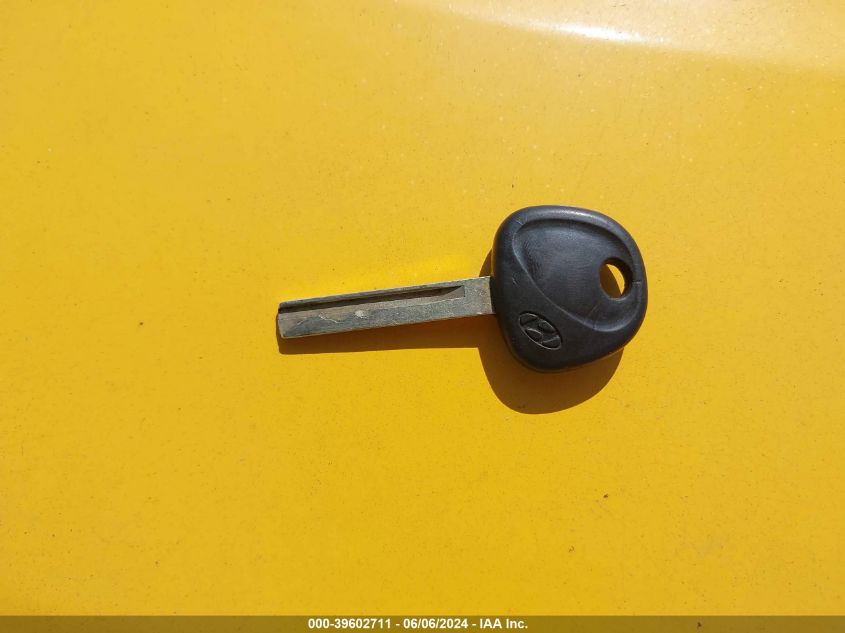 2012 Hyundai Veloster Base W/Black VIN: KMHTC6AD4CU026604 Lot: 39602711