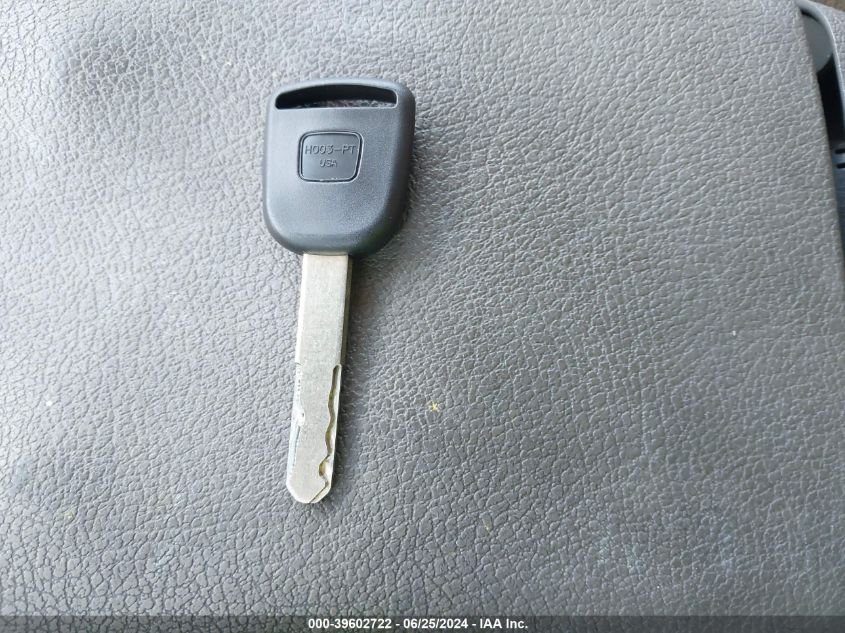 2005 Honda Pilot Ex-L VIN: 5FNYF18655B015800 Lot: 39602722