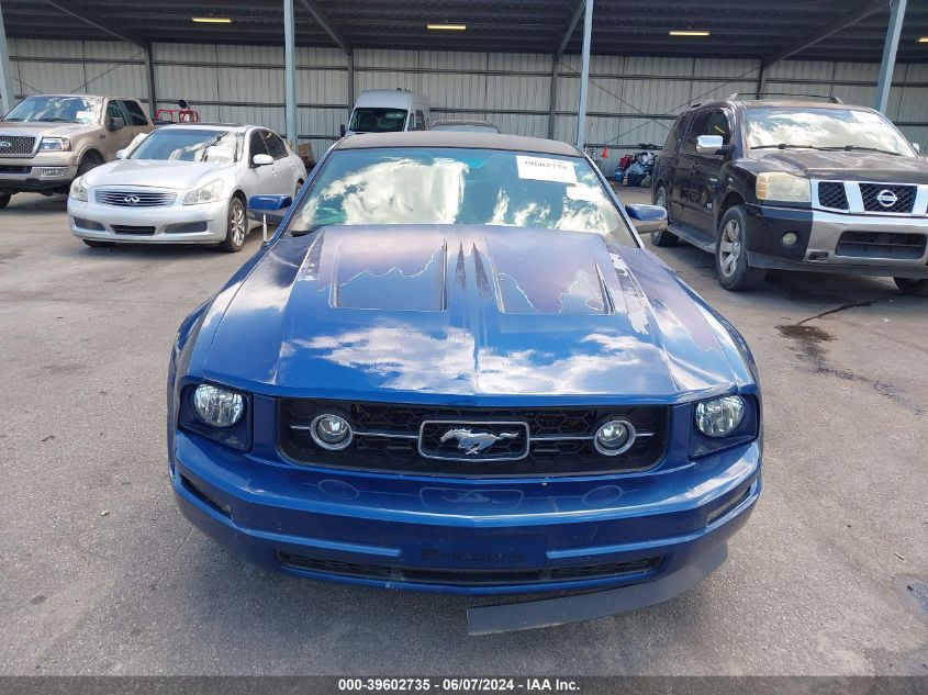 2007 Ford Mustang V6 Deluxe/V6 Premium VIN: 1ZVFT80N275215983 Lot: 39602735