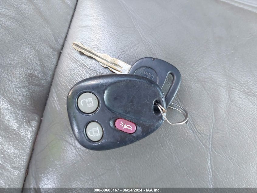 2005 Chevrolet Tahoe Ls VIN: 1GNEC13TX5R266905 Lot: 39603167