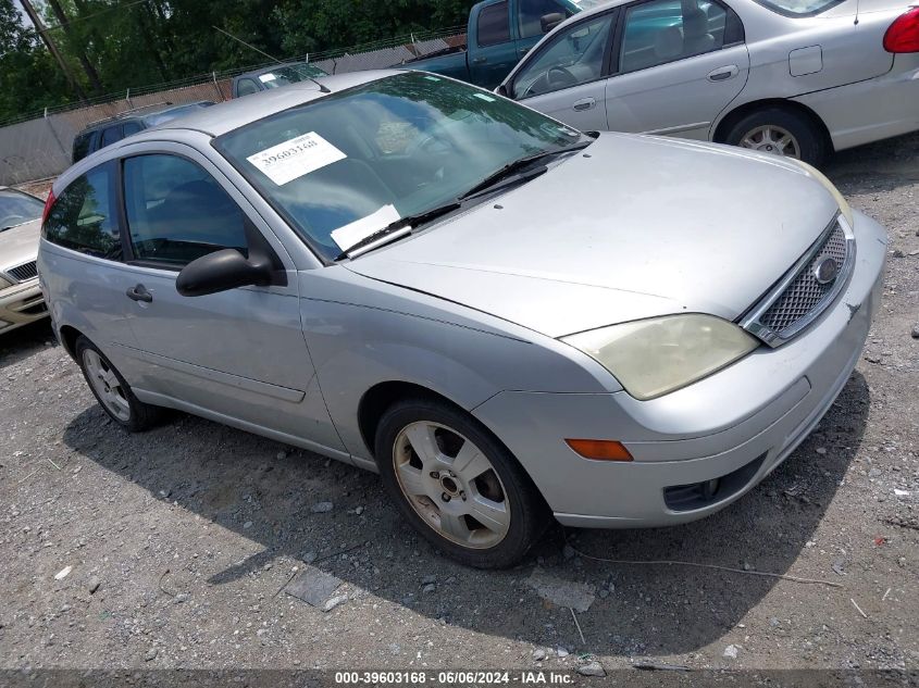 2005 Ford Focus Zx3 VIN: 3FAFP31N25R157544 Lot: 39603168