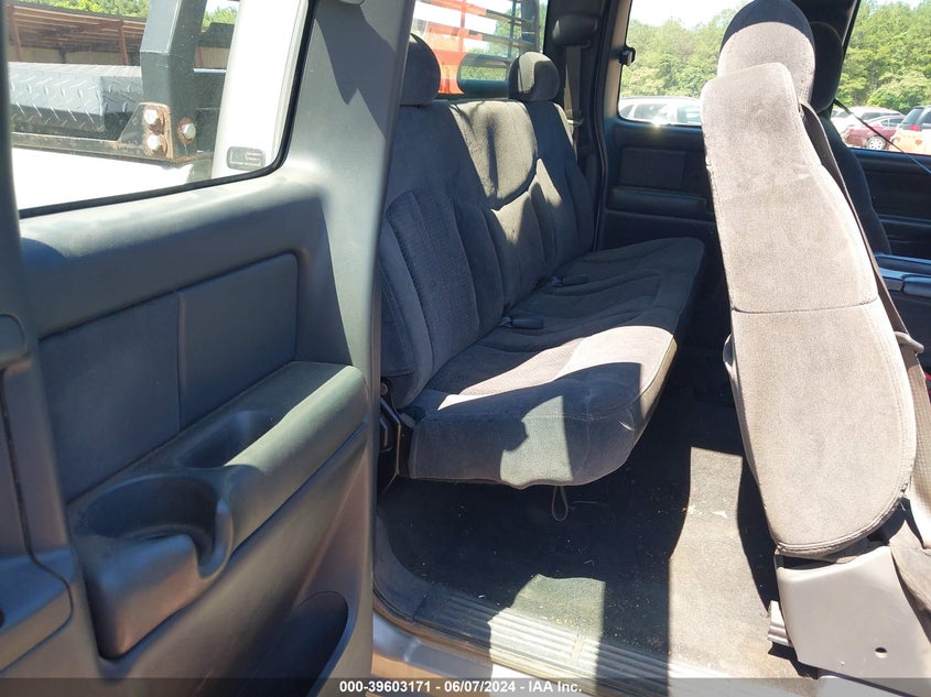 2002 Chevrolet Silverado 2500Hd Ls VIN: 1GCHK29U42E146440 Lot: 39603171