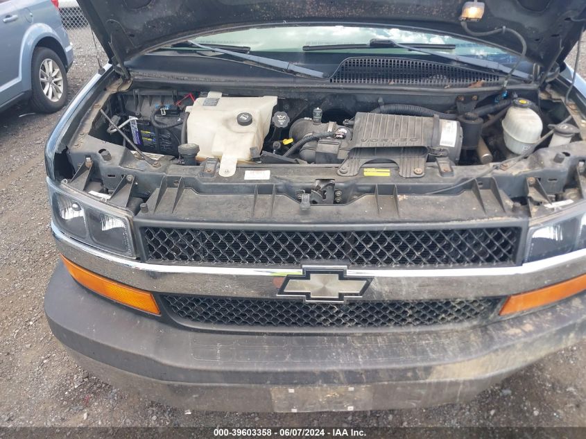 2003 Chevrolet Express VIN: 1GNFH15T731136319 Lot: 39603358