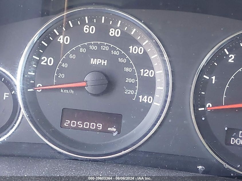 2008 Jeep Commander Sport VIN: 1J8HH48K58C152688 Lot: 39603364