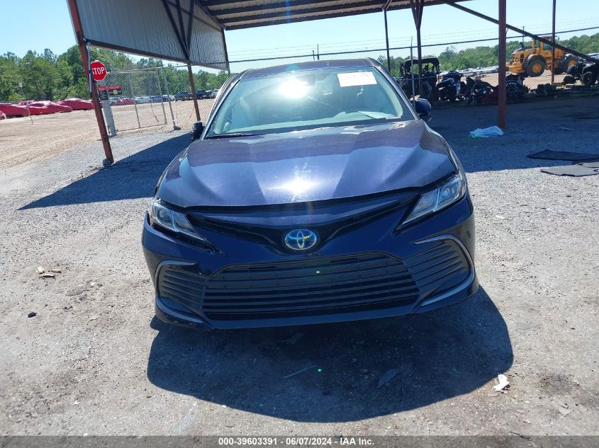 2022 Toyota Camry Le Hybrid VIN: 4T1C31AK2NU590773 Lot: 39603391