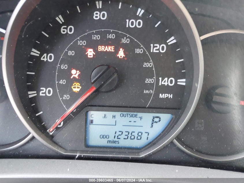 2016 TOYOTA RAV4 LE - 2T3BFREV2GW534283