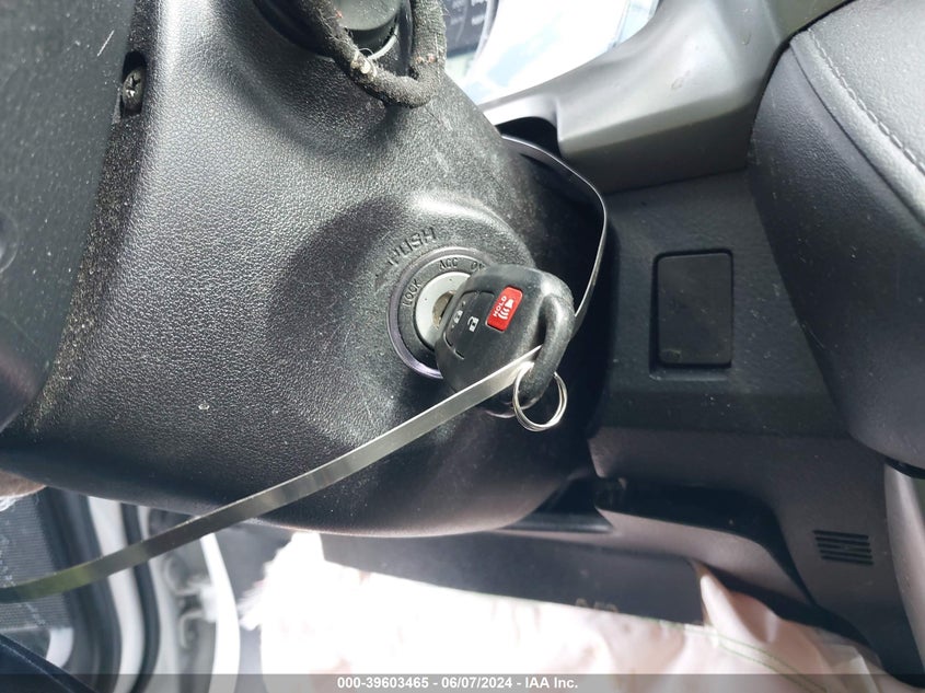 2016 TOYOTA RAV4 LE - 2T3BFREV2GW534283