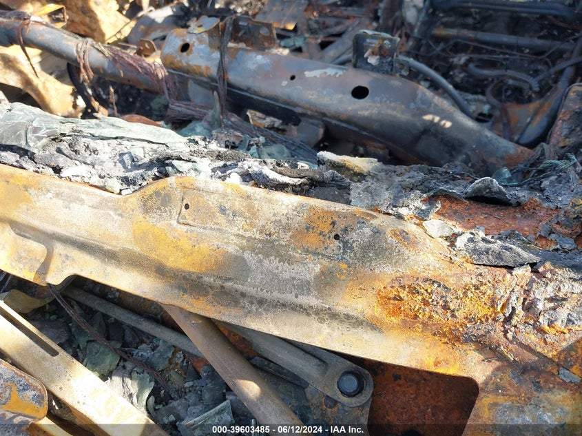 2015 Chevrolet Silverado 1500 2Lt VIN: 3GCUKREC2FG255272 Lot: 39603485