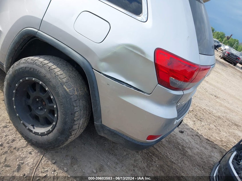 2011 Jeep Grand Cherokee Limited VIN: 1J4RR5GG7BC586575 Lot: 39603583