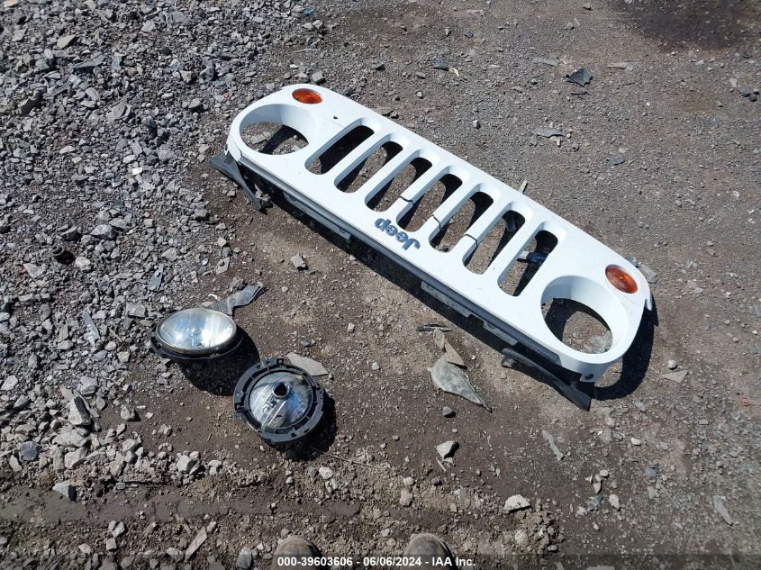 2011 Jeep Wrangler Unlimited Sport VIN: 1J4BA3H10BL637132 Lot: 39603606