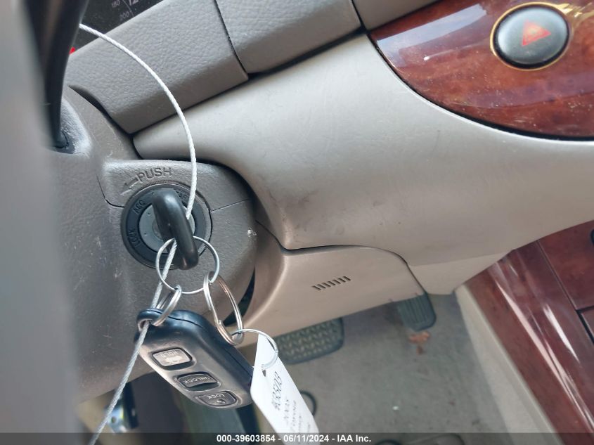 2005 Toyota Camry Xle V6 VIN: 4T1BF30K15U103076 Lot: 39603854