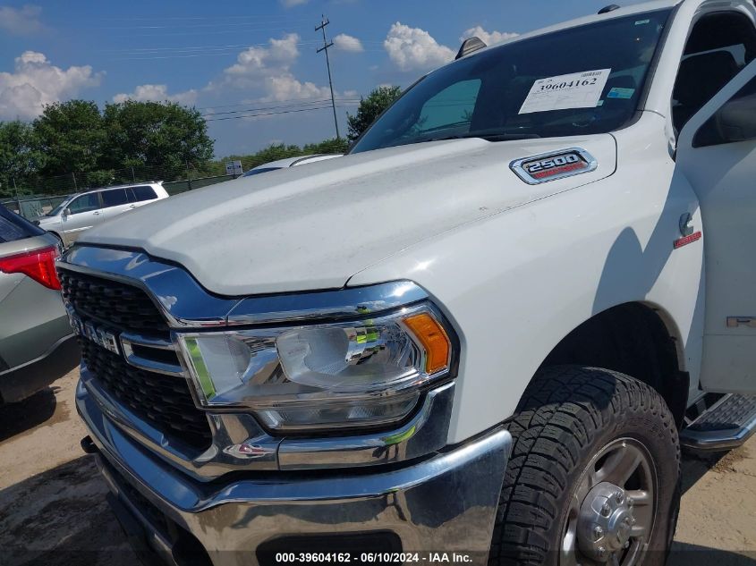 2022 Ram 2500 Big Horn/Lone Star VIN: 3C6UR5JL2NG365500 Lot: 39604162