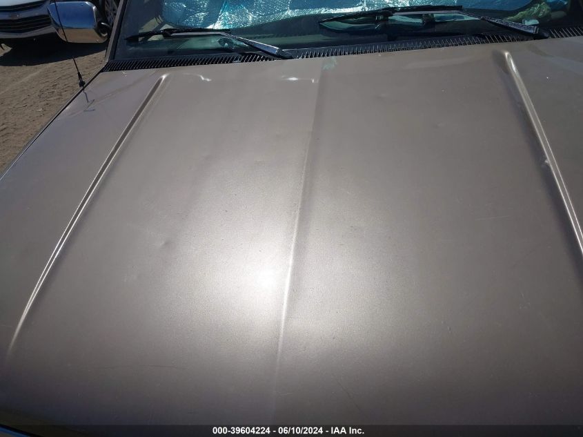 1994 Chevrolet Gmt-400 C1500 VIN: 1GCEC14K6RZ256912 Lot: 39604224