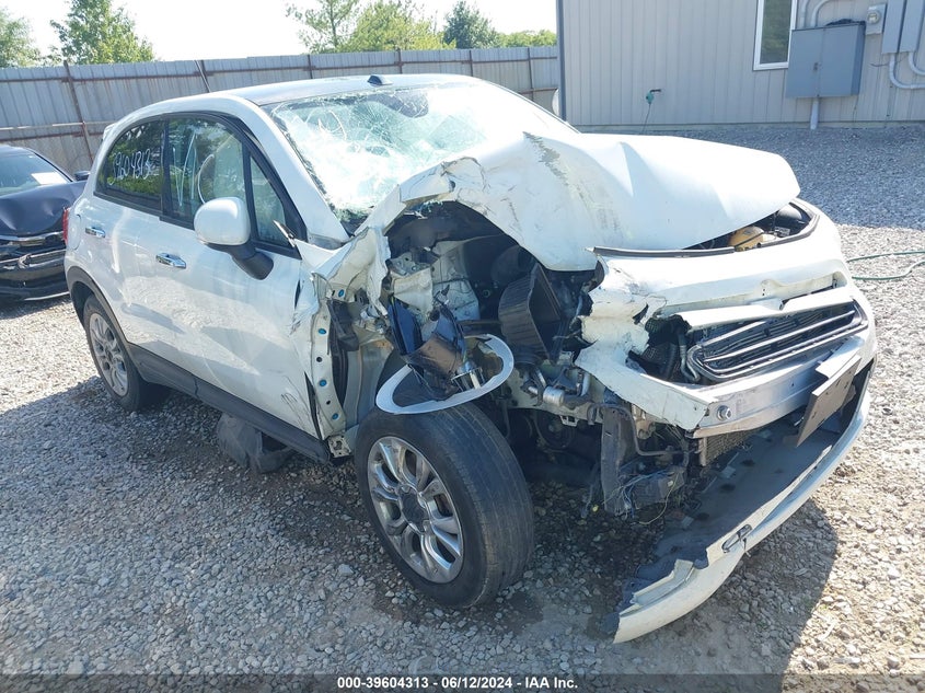 2016 FIAT 500X EASY - ZFBCFYBT0GP330768