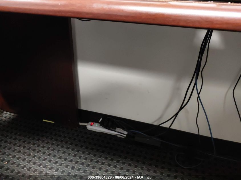 2014 Ford Econoline E350 Super Duty Strp Chas VIN: 1FC3E3KLXEDB10996 Lot: 39604329