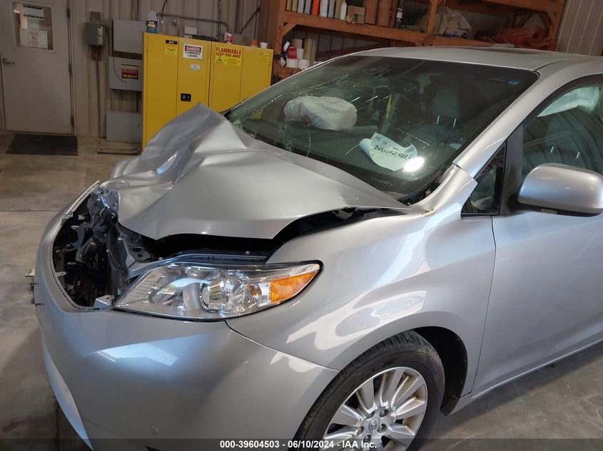 2011 Toyota Sienna Limited V6 VIN: 5TDYK3DC4BS095472 Lot: 39604503