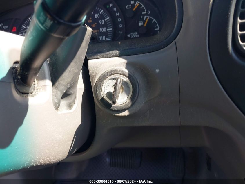 2002 Toyota Tundra Sr5 V8 VIN: 5TBRT34122S253882 Lot: 39604516