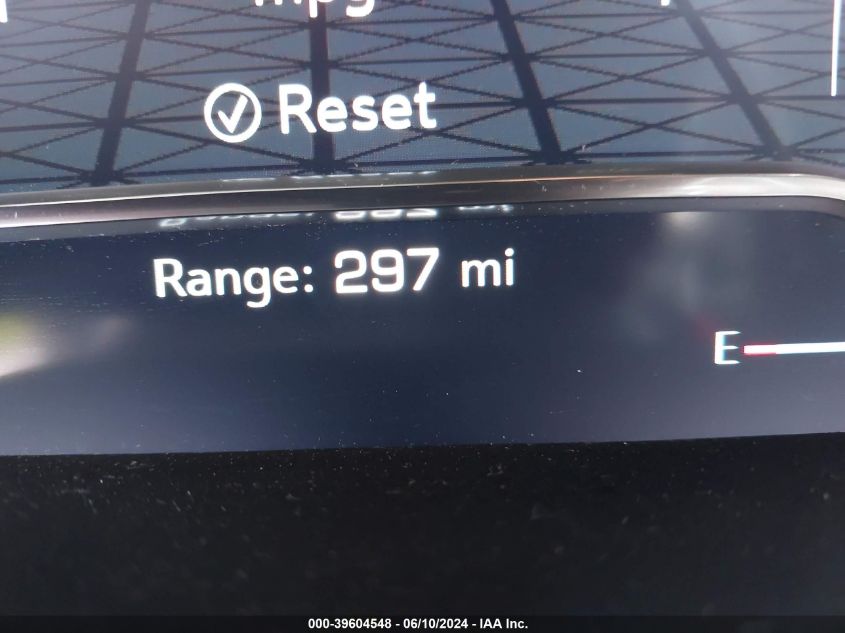 2022 GMC Sierra 1500 4Wd Short Box Denali VIN: 1GTUUGEL5NZ602025 Lot: 39604548