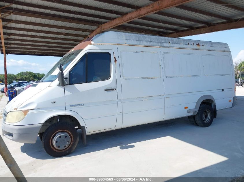 2004 Dodge Sprinter Van 3500 High Roof VIN: WD2PD544145642778 Lot: 39604569