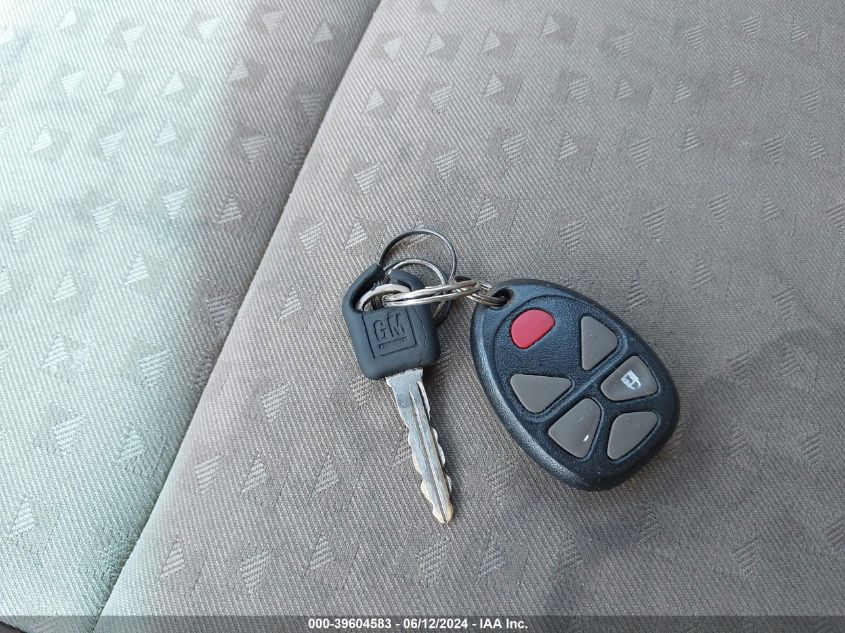 2006 Chevrolet Uplander Lt VIN: 1GNDV33L96D121273 Lot: 39604583