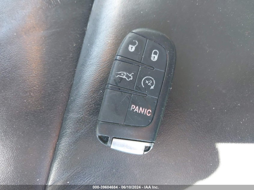 2015 CHRYSLER 300 LIMITED - 2C3CCAAG0FH833036