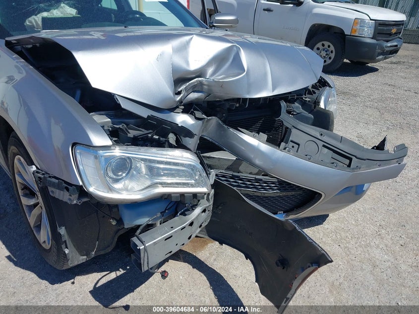 2015 CHRYSLER 300 LIMITED - 2C3CCAAG0FH833036