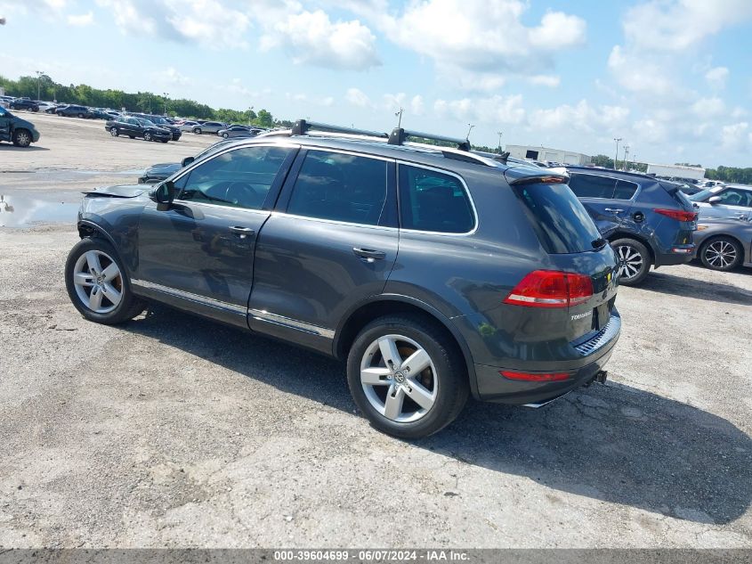 2014 Volkswagen Touareg 3.6L Lux VIN: WVGEF9BP2E0007806 Lot: 39604699