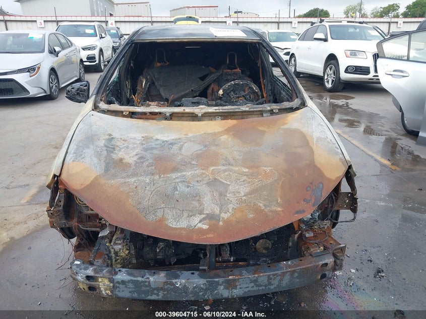 2017 Toyota Corolla Le VIN: 5YFBURHE6HP729400 Lot: 39604715