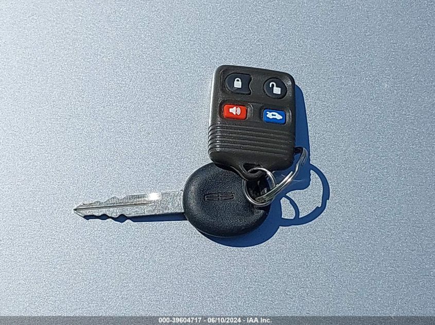 1998 Lincoln Mark Viii Lsc VIN: 1LNFM92V2WY672210 Lot: 39604717