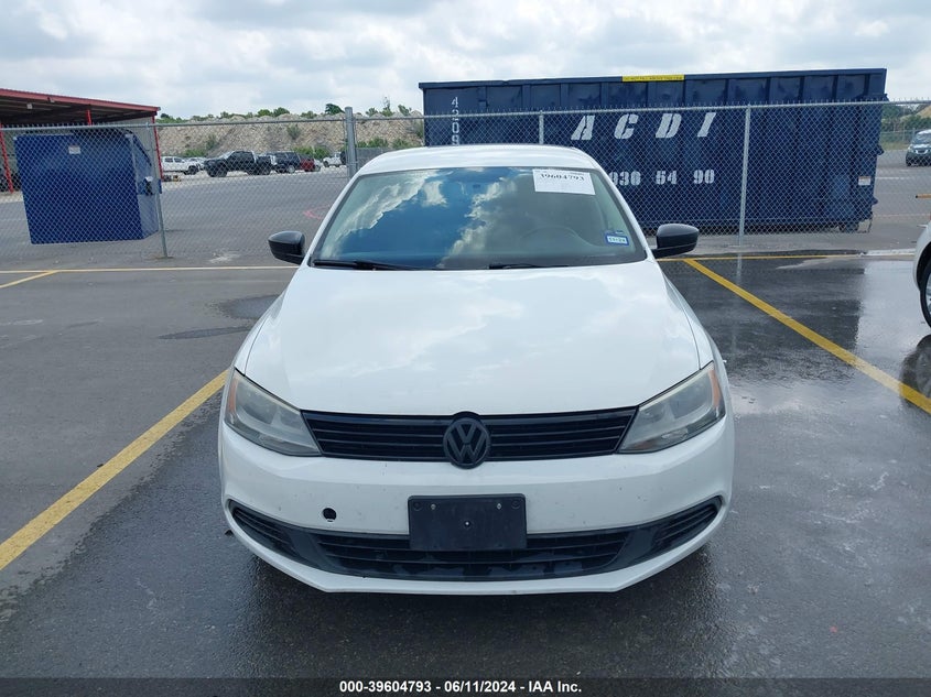 2013 Volkswagen Jetta 2.0L S VIN: 3VW2K7AJ8DM225656 Lot: 39604793