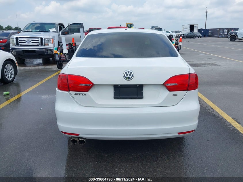 2013 Volkswagen Jetta 2.0L S VIN: 3VW2K7AJ8DM225656 Lot: 39604793