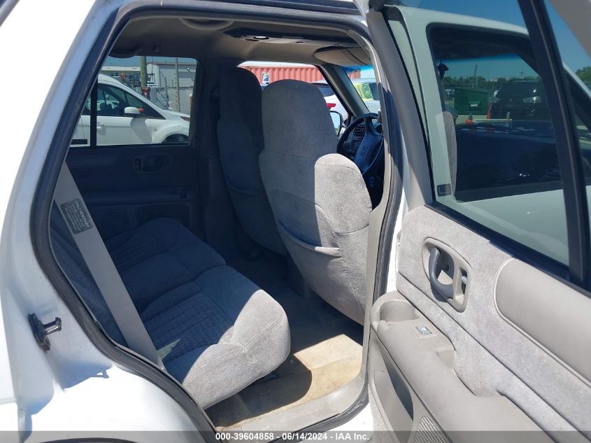 1998 Chevrolet Blazer Ls VIN: 1GNDT13W9W2152670 Lot: 39604858