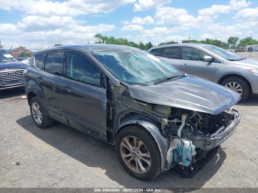 FORD ESCAPE SE 2017
