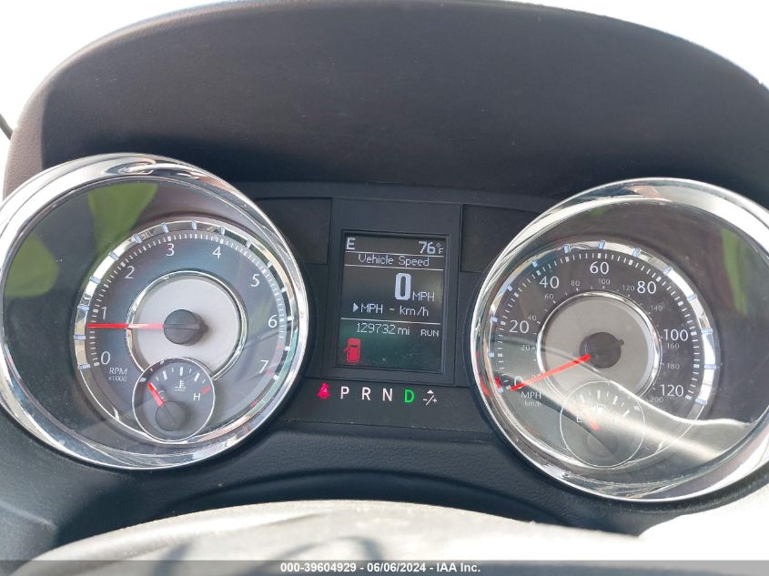 2011 Chrysler Town & Country Touring-L VIN: 2A4RR8DG1BR617753 Lot: 39604929