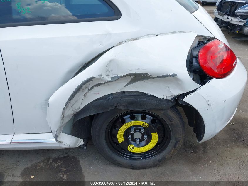 2013 VOLKSWAGEN BEETLE 2.5L - 3VWJP7AT7DM679766