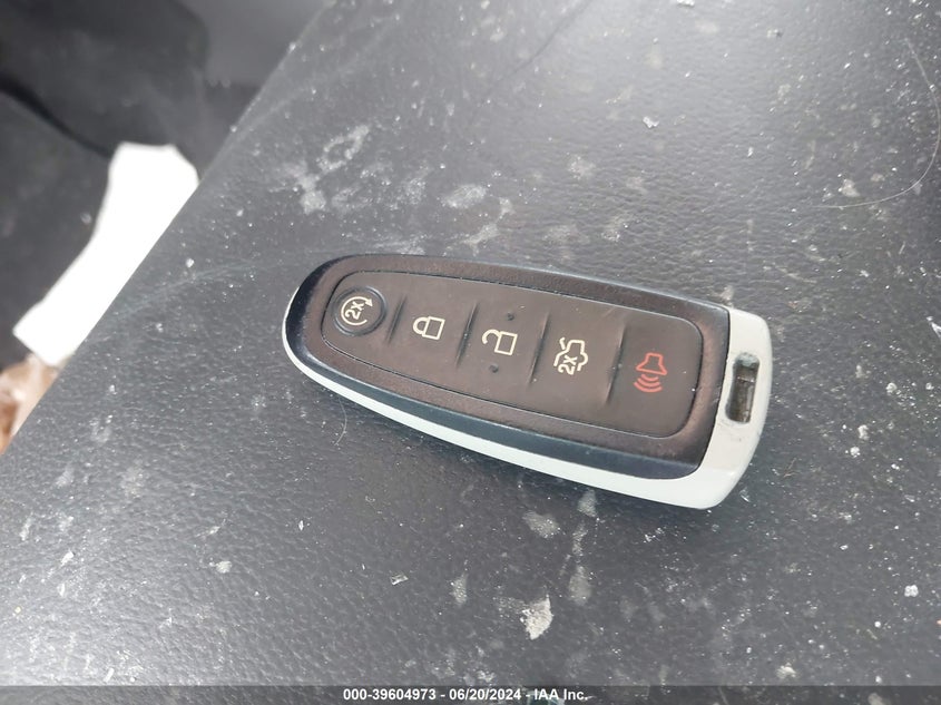 2016 Ford Escape Titanium VIN: 1FMCU0J92GUA06525 Lot: 39604973