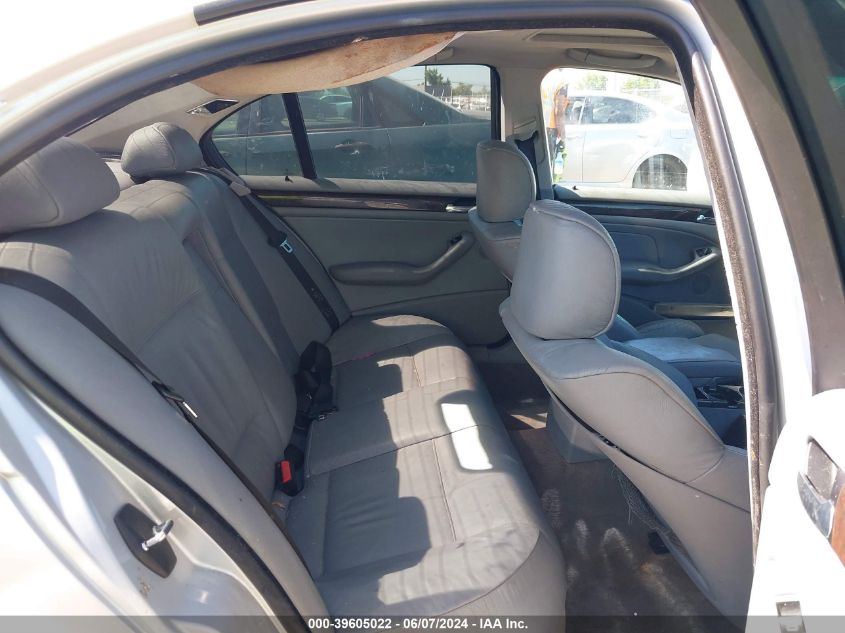 2002 BMW 325I VIN: WBAET374X2NG76453 Lot: 39605022