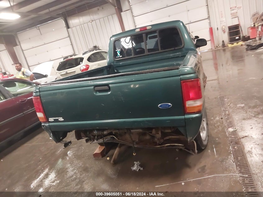 1995 Ford Ranger VIN: 1FTCR10A6SPA72526 Lot: 39605051