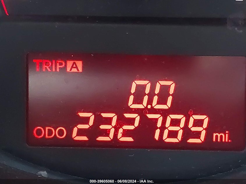 2011 Kia Sorento Lx VIN: 5XYKT3A18BG043054 Lot: 39605060