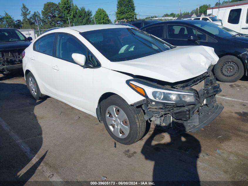 VIN 3KPFK4A74JE229409 2018 KIA Forte, LX no.1