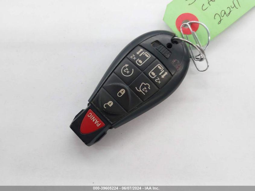 2018 Dodge Grand Caravan Sxt VIN: 2C4RDGCG9JR341840 Lot: 39605224