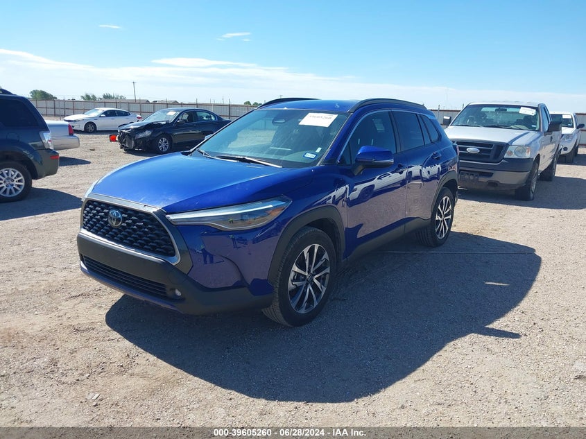 2024 Toyota Corolla Cross Xle VIN: 7MUEAAAG2RV080499 Lot: 39605260