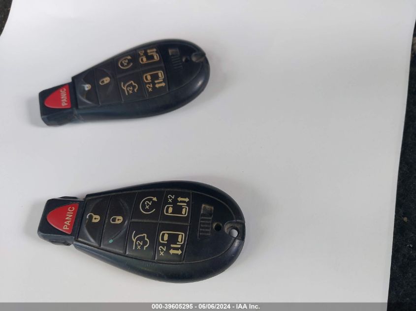 2011 Chrysler Town & Country Touring-L VIN: 2A4RR8DG4BR783040 Lot: 39605295