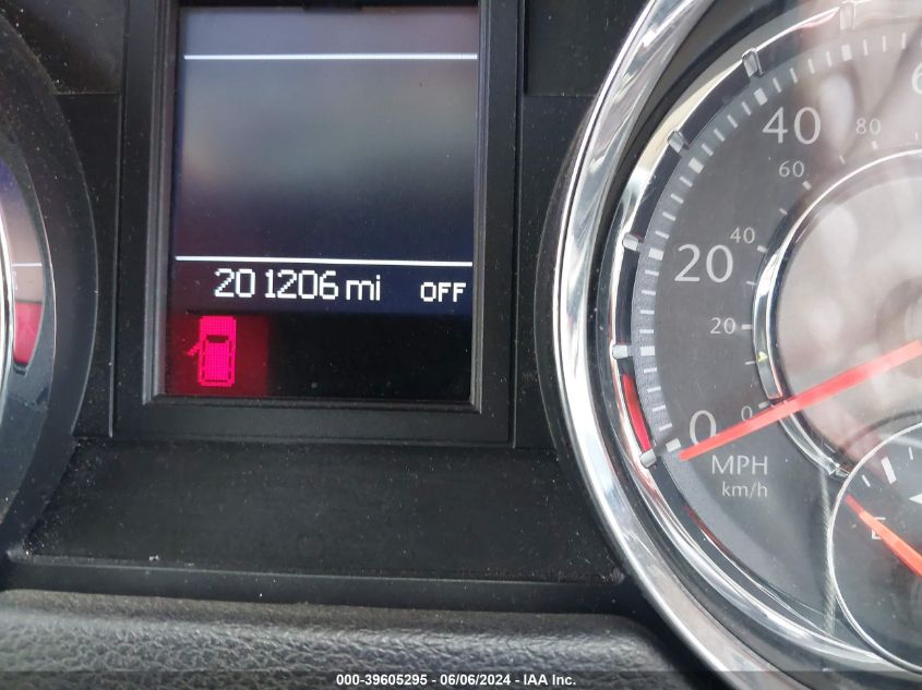 2011 Chrysler Town & Country Touring-L VIN: 2A4RR8DG4BR783040 Lot: 39605295