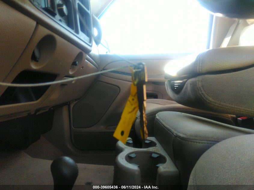 2004 Chevrolet Silverado K2500 Heavy Duty VIN: 1GCHK23GX4F229631 Lot: 39605436