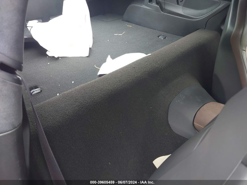 2014 Chevrolet Corvette - 1G1YM2D75E5132166